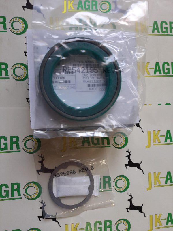 DZ114647 Zestaw silnika 8,1L wzmacniany ( RE526726 RE526727 RE706888 )