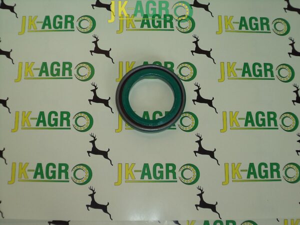 RE538097 Uszcz.  John Deere org. ( DZ111671)