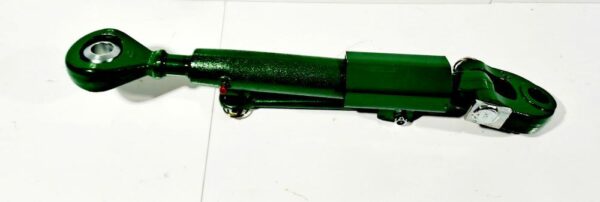 AR247422 AR191917 Łącznik John Deere F. Hisz.