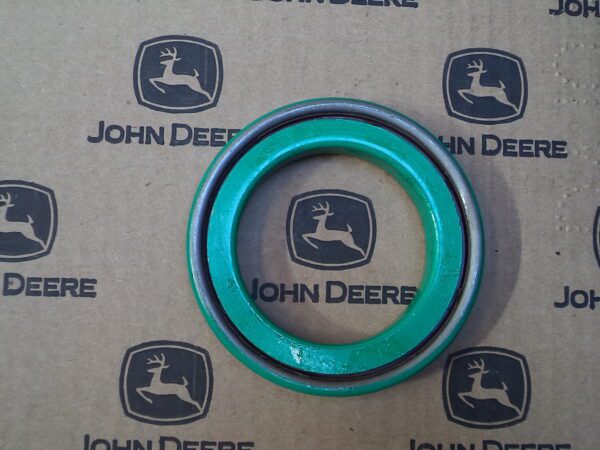 RE538097 RE516340 RE52346  Uszczelniacz.John Deere zam.