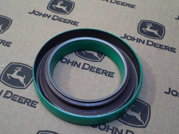 RE538097 RE516340 RE52346  Uszczelniacz.John Deere zam.
